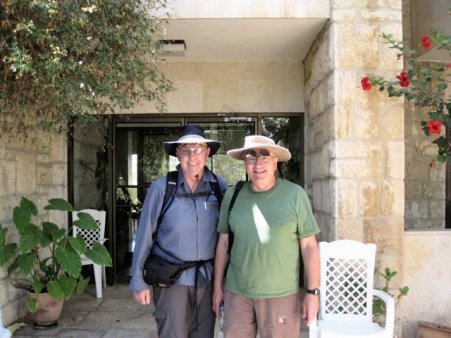 VH (with Patrick from Australia) about to set off from the Tantur Institute on foot to Jerusalem!